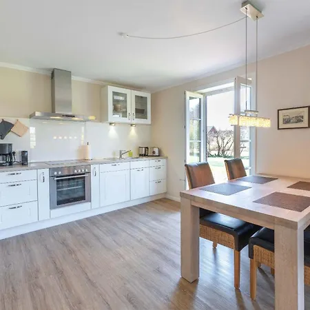 Malnfeen Hues Eg Utersum